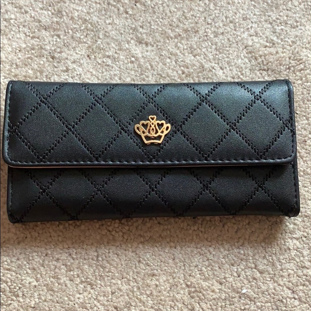 Black Leather Snap Wallet